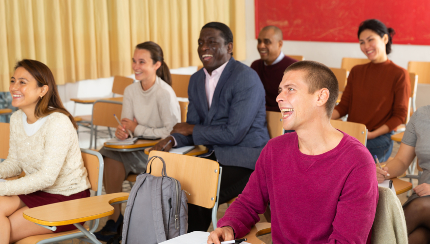 Develop Critical Thinking in Others banner