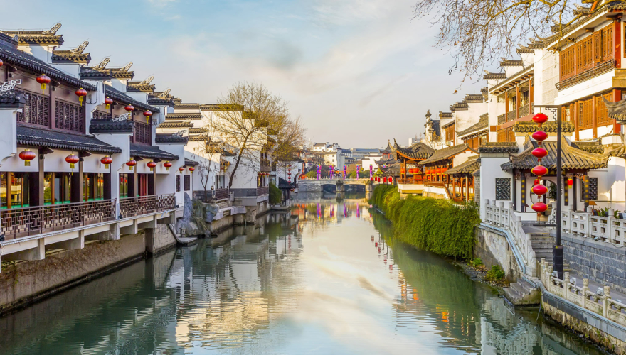 Everything you need to know about becoming an international teacher in China