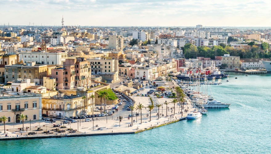 Everything you need to know about becoming an international teacher in Italy