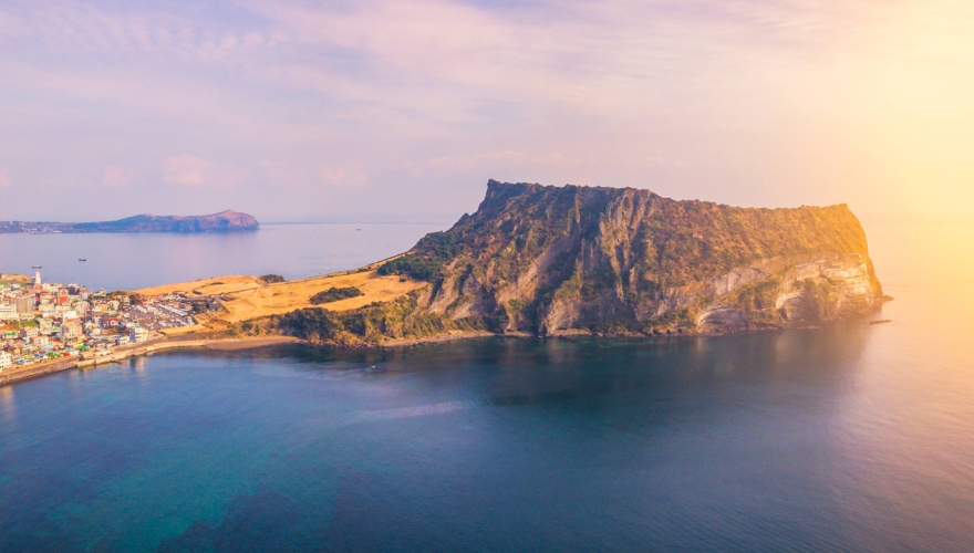 International teaching jobs closing this week   4 November 2025